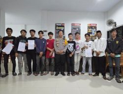 Polsek Mamuju Berhasil Damaikan Kasus Pengeroyokan Dan Pengrusakan Rumah Melalui Musyawarah