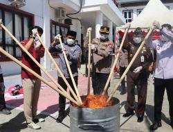 Kapolresta Mamuju Hadiri Pemusnahan 362 Gram Sabu Dan Barang Bukti 104 Perkara