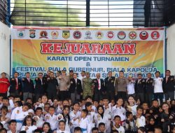Kapolresta Mamuju Wakili Kapolda Hadiri Pembukaan Kejuaraan Karate Piala Gubernur, Kapolda Sulbar Dan Danrem 142 Tatag 2026