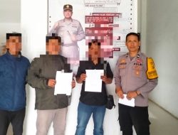 Bhabinkamtibmas Polsek Mamuju Mediasi Pihak Nasabah Dan Pegadaian, Kedua Pihak Sepakat Berdamai