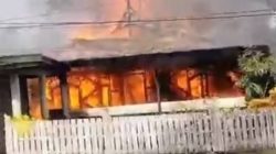 Si Jago Merah Hanguskan Tiga Rumah Warga Di Desa Maliwowo