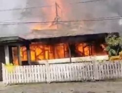 Si Jago Merah Hanguskan Tiga Rumah Warga Di Desa Maliwowo